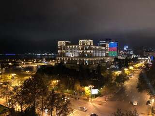 Апартаменты Deluxe Apartment with Sea and F1 view Баку Апартаменты Делюкс-1